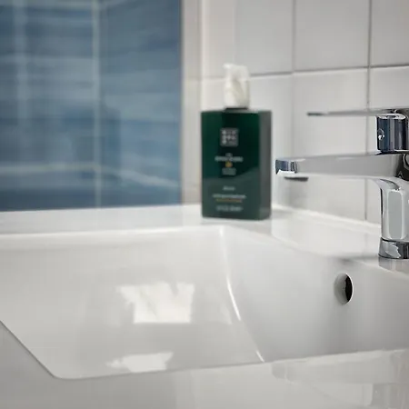 Flat Overlooking The Park 1km To Plaza Pontevedra A Coruña