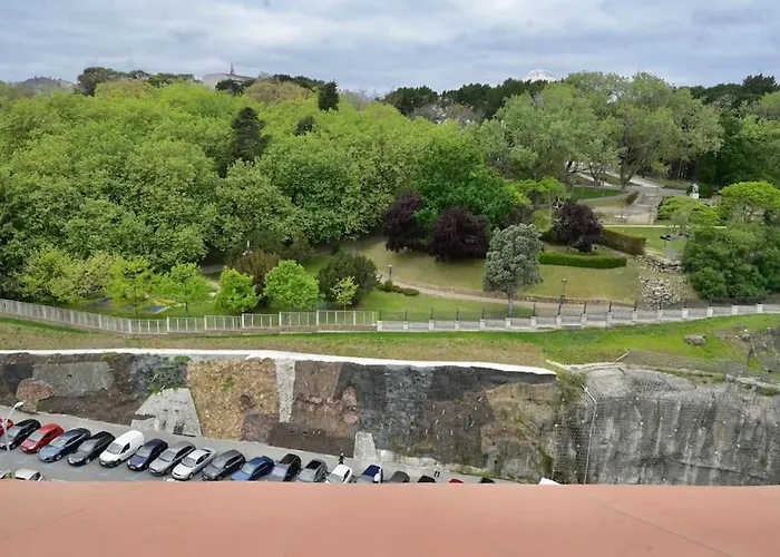 Flat Overlooking The Park 1km To Plaza Pontevedra A Coruna