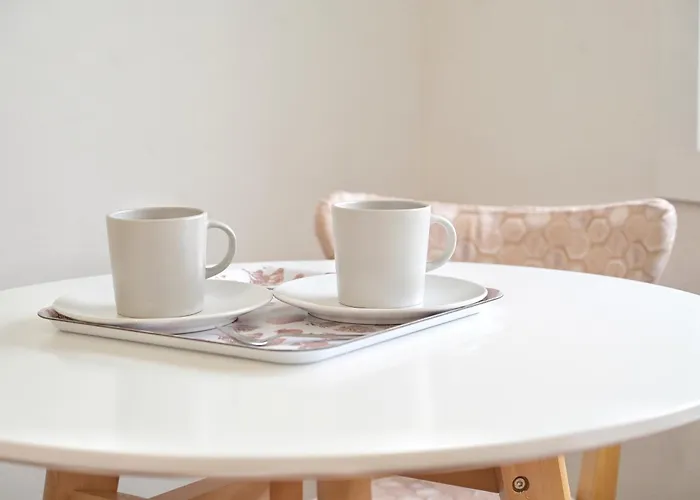 Flat Overlooking The Park 1km To Plaza Pontevedra